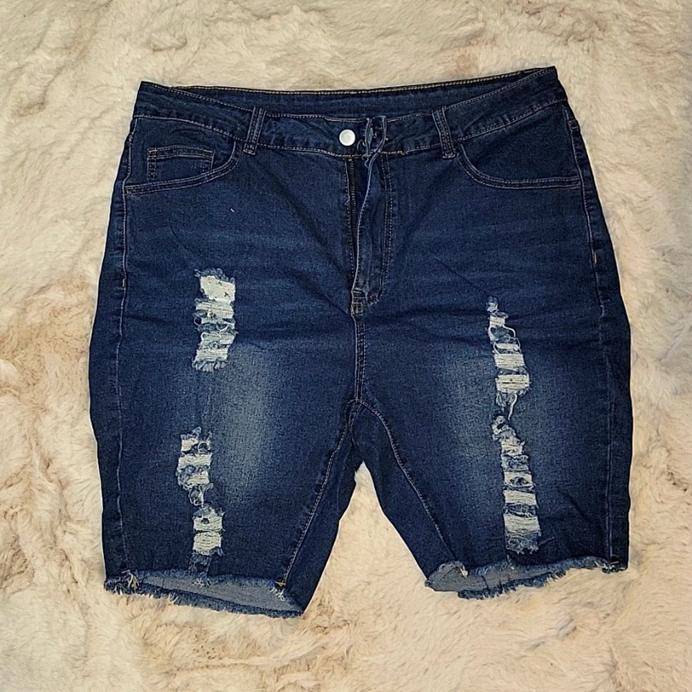 New Women's 2X Raw Denim Crop Short